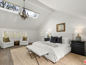 11948 S Saltair Terrace, Los Angeles CA 90049