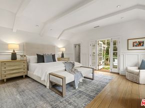 11948 S Saltair Terrace, Los Angeles CA 90049