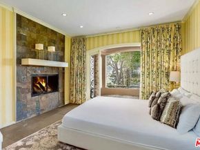 7218 Mulholland Drive, Los Angeles CA 90068