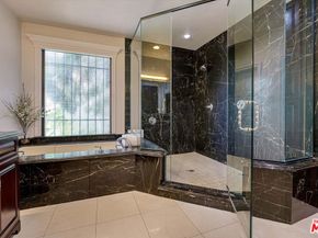 7218 Mulholland Drive, Los Angeles CA 90068