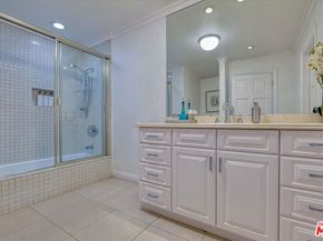 7218 Mulholland Drive, Los Angeles CA 90068