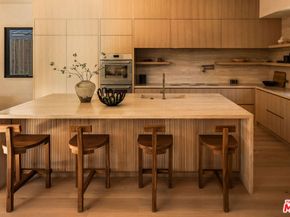 4140 Kraft Avenue, Studio City CA 91604