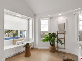 24 Dudley Avenue, Venice CA 90291