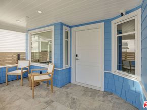 24 Dudley Avenue, Venice CA 90291