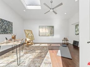 607 Ashland Avenue, Santa Monica CA 90405