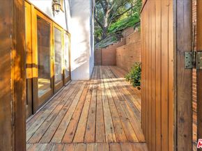 9864 Yoakum Drive, Beverly Hills CA 90210