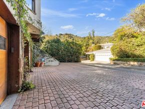 9864 Yoakum Drive, Beverly Hills CA 90210