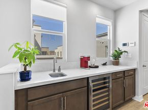 551 Daniel Freeman Circle, Inglewood CA 90301