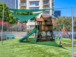 2160 Century Parkway 1911, Los Angeles CA 90067