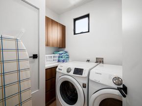 2435 S Penmar Avenue, Venice CA 90291