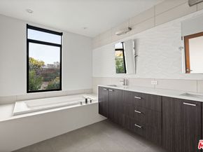 2608 Carman Crest Drive, Los Angeles CA 90068