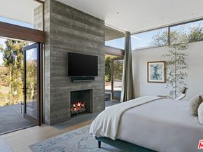 6708 Wildlife Road, Malibu CA 90265