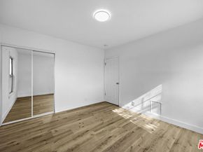 11008 Willowbrook Avenue, Los Angeles CA 90059