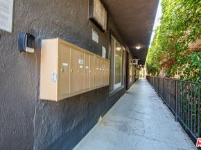 1036 N Genesee Avenue, West Hollywood CA 90046