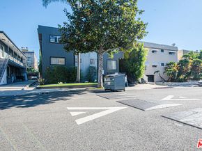 1036 N Genesee Avenue, West Hollywood CA 90046