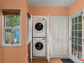 5656 Vesper Avenue, Sherman Oaks CA 91411