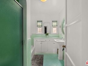 5656 Vesper Avenue, Sherman Oaks CA 91411