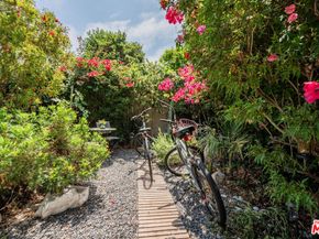 918 Indiana Avenue, Venice CA 90291