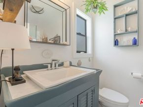 918 Indiana Avenue, Venice CA 90291