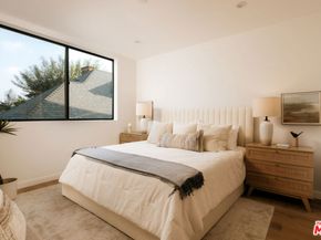 2919 Waverly 308, Los Angeles CA 90039