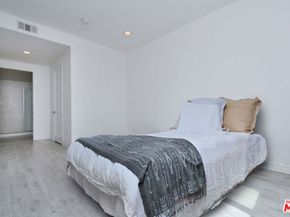 118 S Kenwood Street 305, Glendale CA 91205