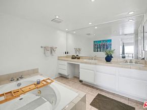 1250 Amherst Avenue 302, Los Angeles CA 90025