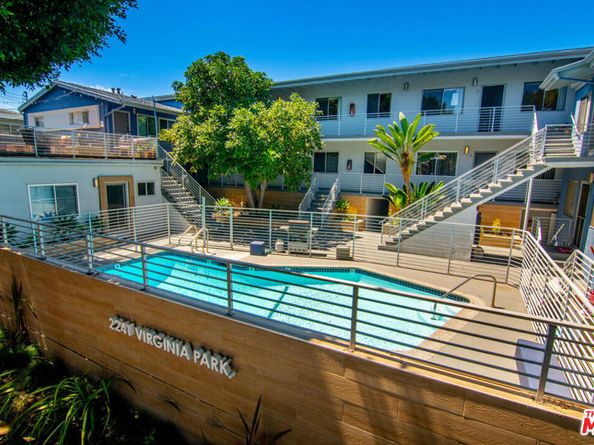 2241 Virginia Avenue 8, Santa Monica CA 90404