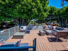 2241 Virginia Avenue 8, Santa Monica CA 90404