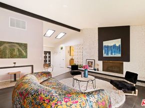 5549 Senford Avenue, Los Angeles CA 90056