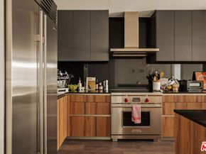 728 N Sweetzer Avenue 212, West Hollywood CA 90069