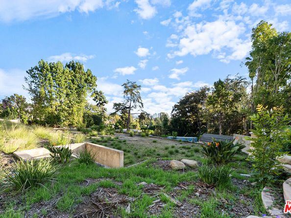 1185 Angelo Drive, Beverly Hills CA 90210