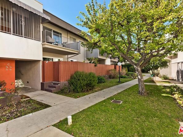 11120 Queensland Street C26, Los Angeles CA 90034
