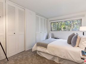 11120 Queensland Street C26, Los Angeles CA 90034