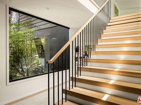 327 E Rustic Road, Santa Monica CA 90402