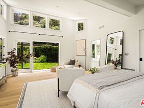 327 E Rustic Road, Santa Monica CA 90402