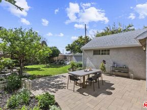 744 New York Drive, Altadena CA 91001