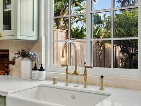 744 New York Drive, Altadena CA 91001