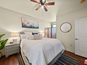 6938 Laurel Canyon Boulevard 310, North Hollywood CA 91605