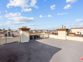 6938 Laurel Canyon Boulevard 310, North Hollywood CA 91605