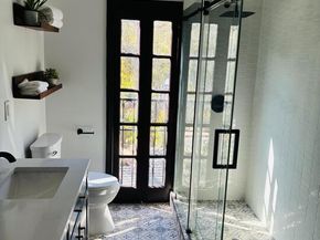 8718 Crescent Drive, Los Angeles CA 90046