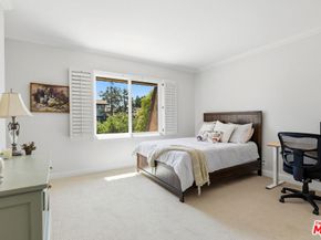 5625 Cambridge Way 204, Culver City CA 90230