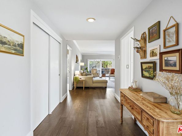 5625 Cambridge Way 204, Culver City CA 90230