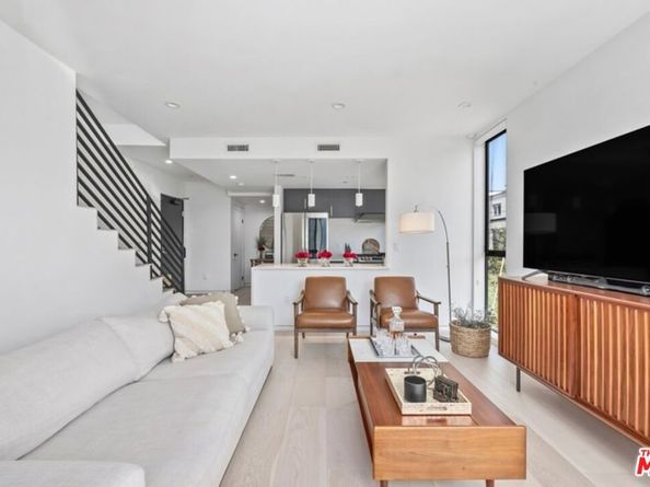 1243 N Gower Street, Los Angeles CA 90038