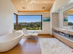 859 Woodacres Road, Santa Monica CA 90402