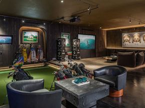 859 Woodacres Road, Santa Monica CA 90402