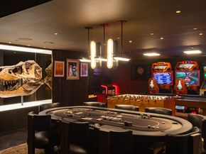 859 Woodacres Road, Santa Monica CA 90402