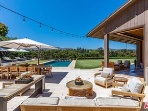 859 Woodacres Road, Santa Monica CA 90402