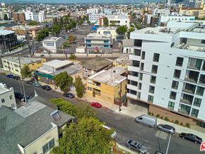 830 S Hoover Street, Los Angeles CA 90005