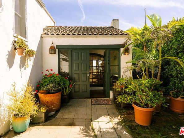 1744 Webster Avenue, Los Angeles CA 90026
