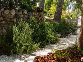 10610 Pinyon Avenue, Tujunga CA 91042